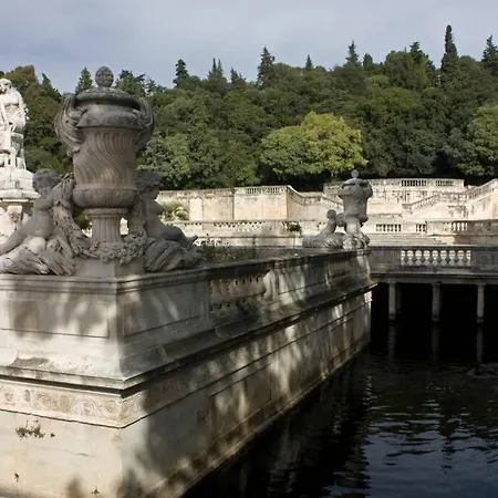 Le D'auguste- Cœur De Nîmes-chaleureux-emplacement Idéal Nimes