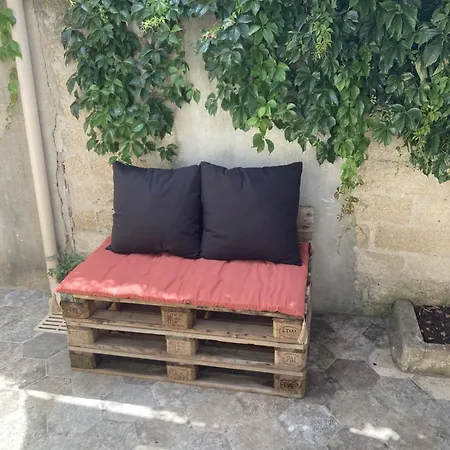 Le D'auguste- Coeur De Nimes-chaleureux-emplacement Ideal Apartmán