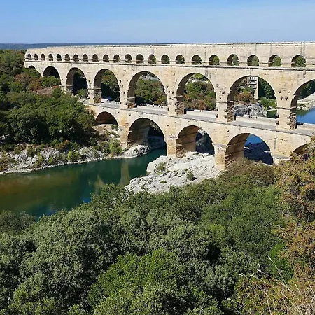 Appartement Le D'auguste- Coeur De Nimes-chaleureux-emplacement Ideal